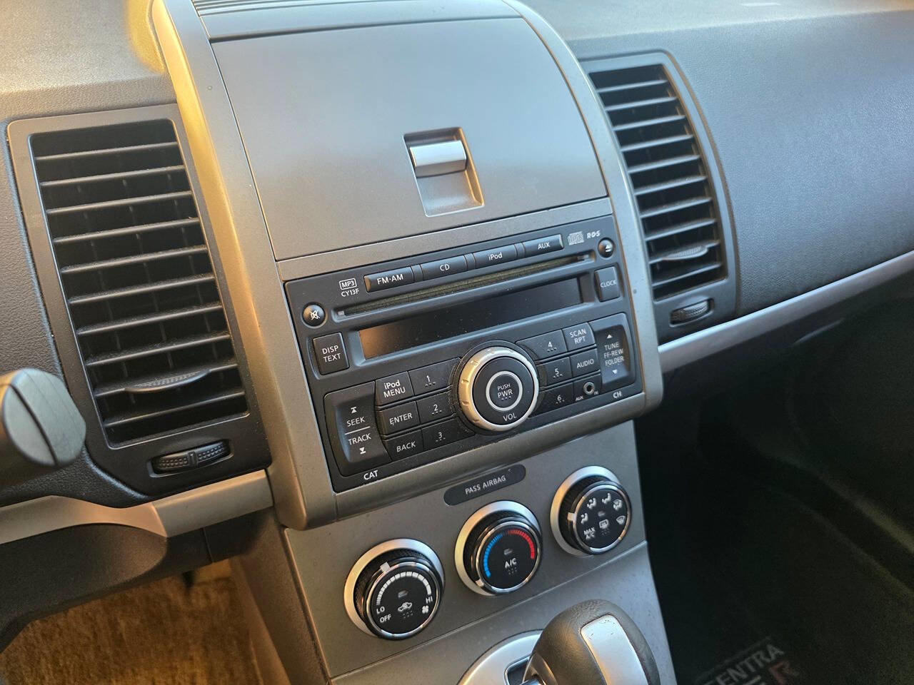 Used 2011 Nissan Sentra 2.0 S image 34