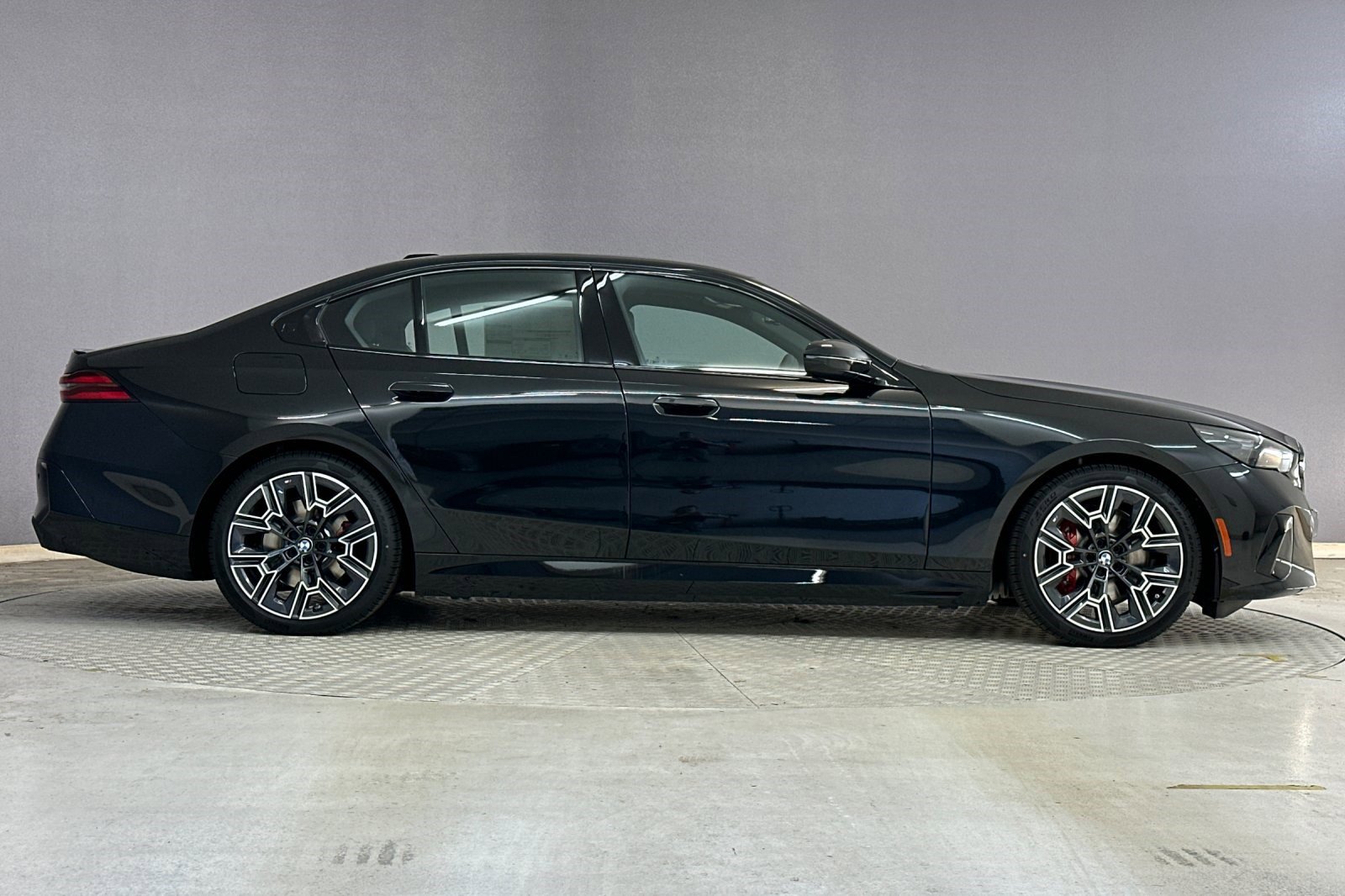 New 2026 BMW i5 eDrive40 w/ M Sport Package image 7