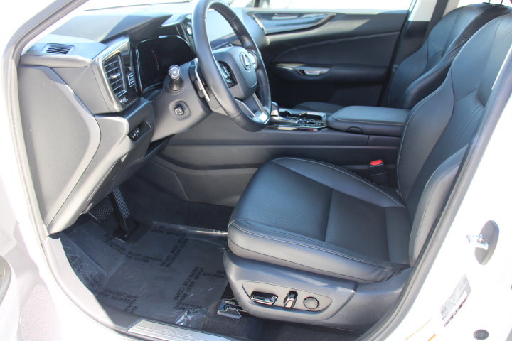 Used 2024 Lexus NX 350 AWD w/ Vision Package image 11