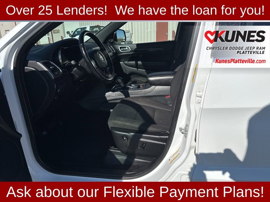 Used 2019 Jeep Grand Cherokee Laredo w/ Security & Convenience Group image 12