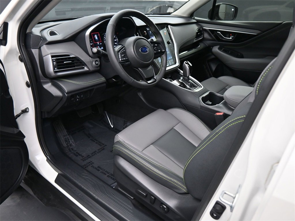 Used 2024 Subaru Outback Onyx Edition image 2