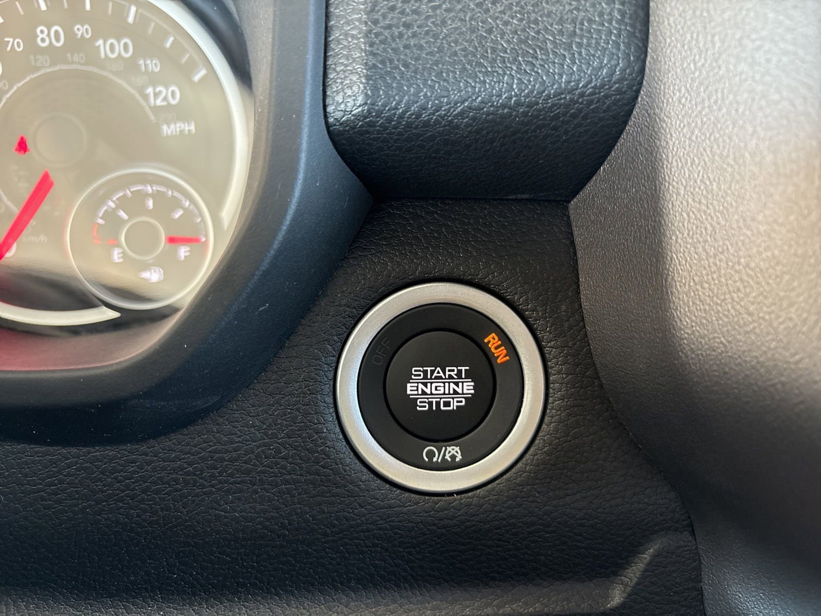 New 2026 RAM 1500 Express image 24