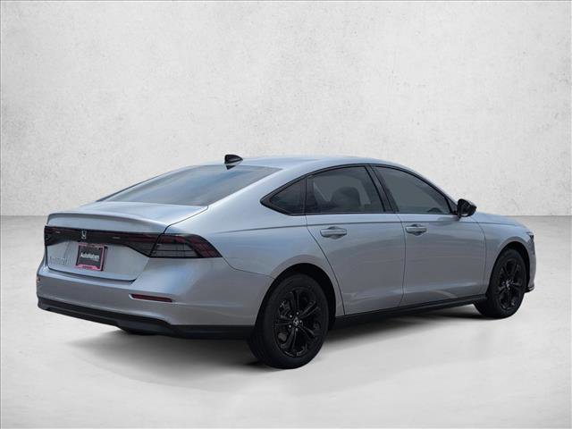 Used 2025 Honda Accord SE image 5