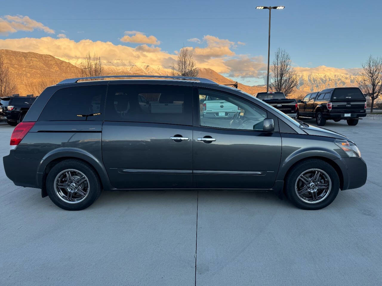 Used 2008 Nissan Quest S w/ Seat Pkg image 2