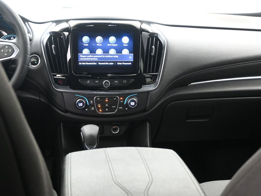 Used 2023 Chevrolet Traverse LT image 15