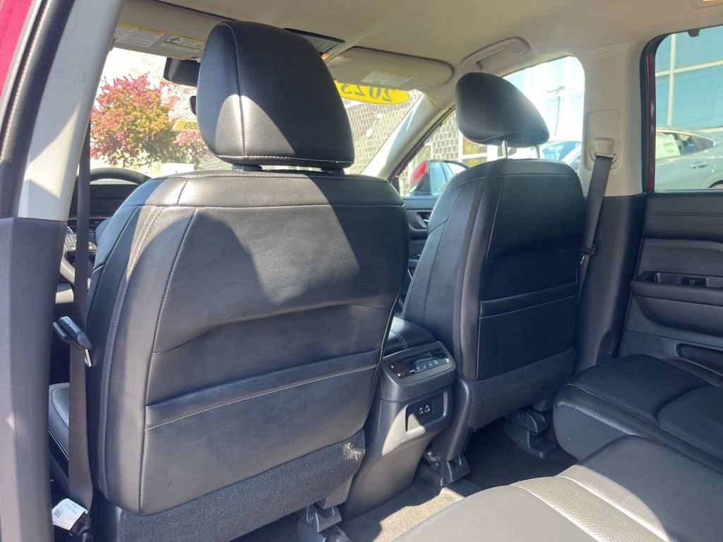 Certified 2023 Nissan Pathfinder SL AWD/4WD image 19