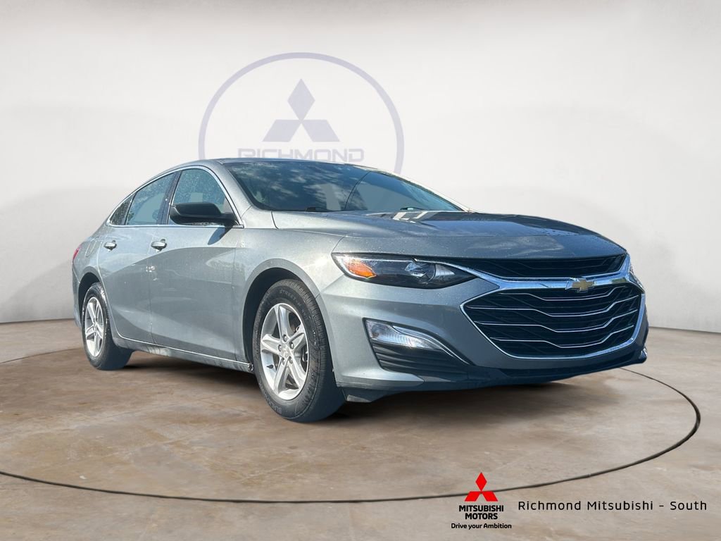 Used 2023 Chevrolet Malibu LS FWD image 1