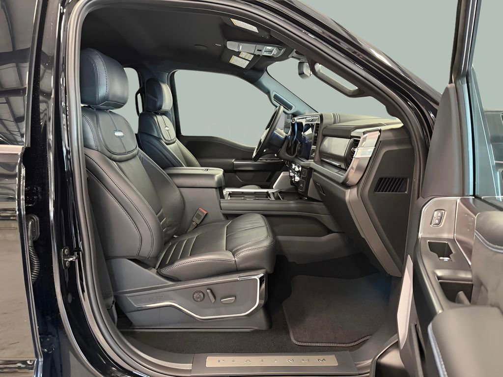 New 2026 Ford F250 Platinum w/ FX4 Off-Road Package image 10