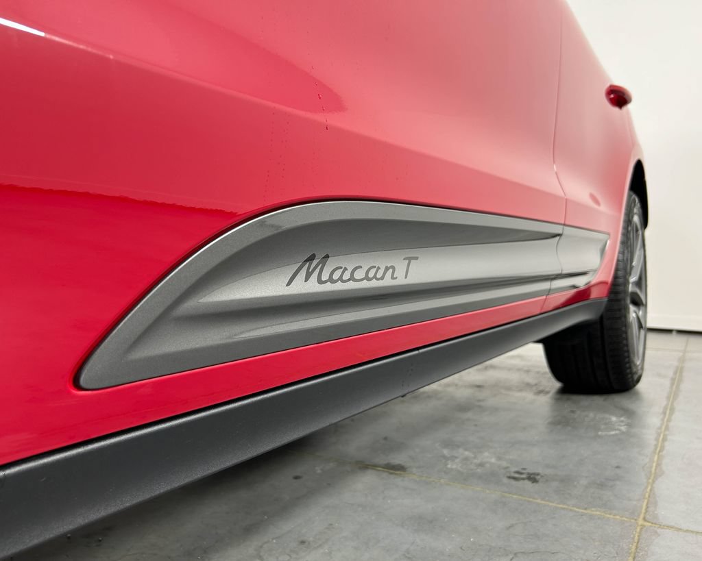 New 2026 Porsche Macan Turbo AWD/4WD image 12