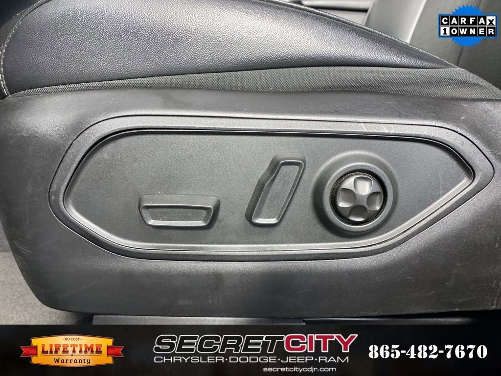 Used 2024 Jeep Grand Cherokee Altitude image 13