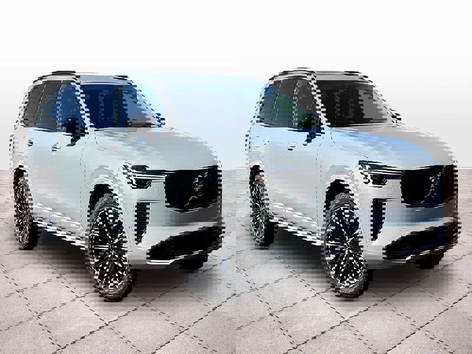New 2026 Volvo XC90 T8 Ultra w/ Lounge Package image 2
