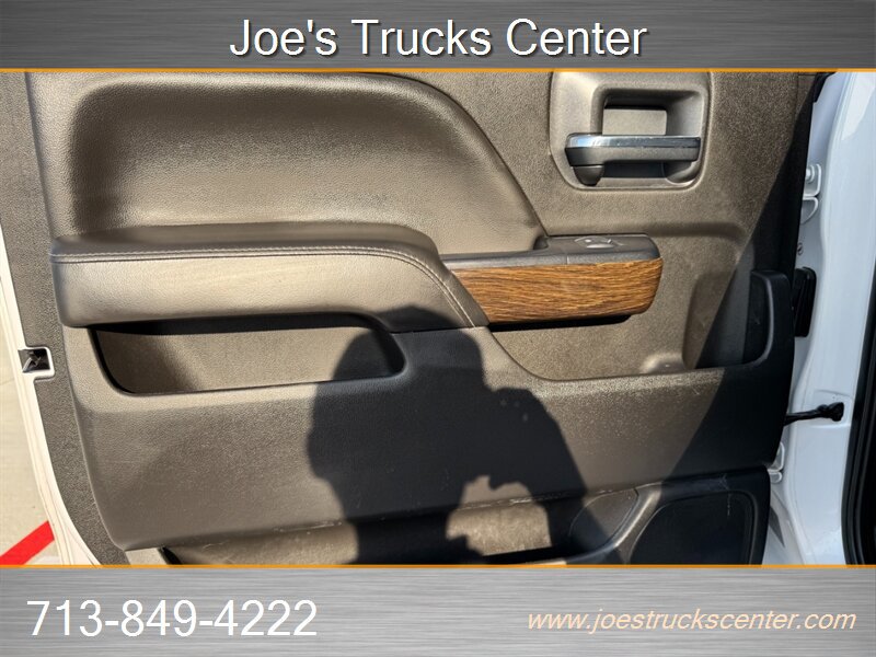 Used 2019 GMC Sierra 3500 Denali w/ Duramax Plus Package AWD/4WD image 29