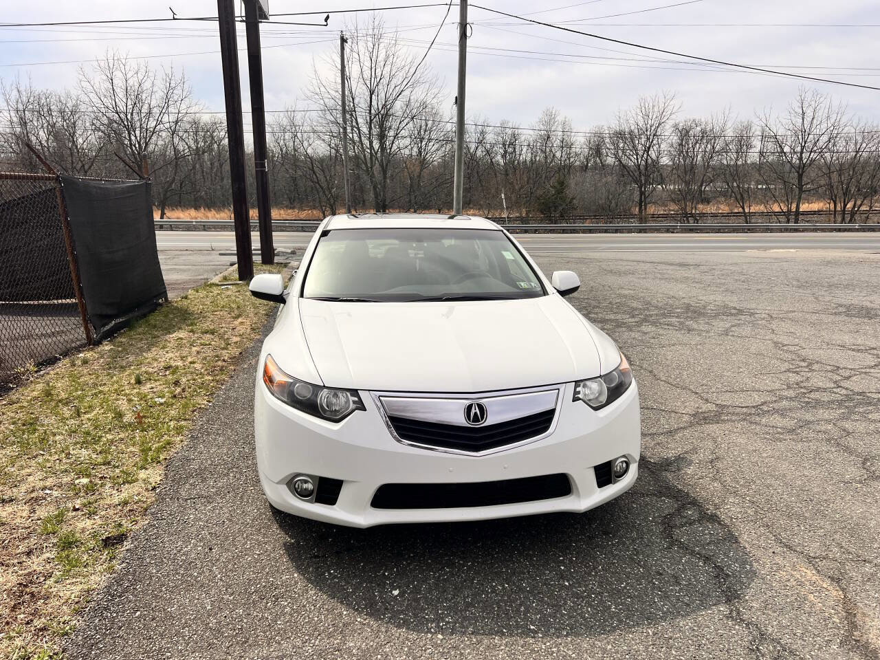 Used 2013 Acura TSX w/Tech 4dr Sedan w/Technology image 3