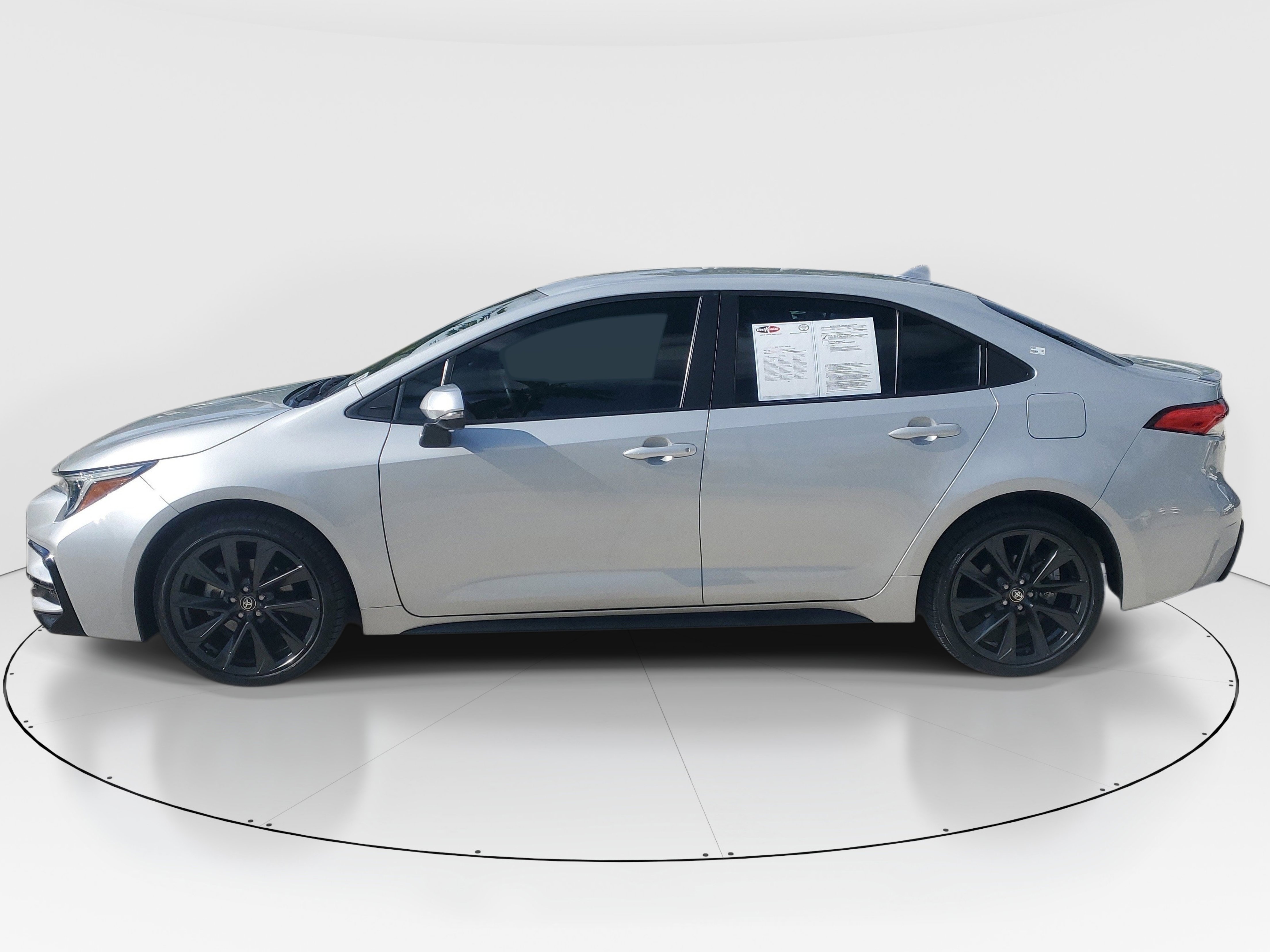 Certified 2024 Toyota Corolla SE FWD image 6