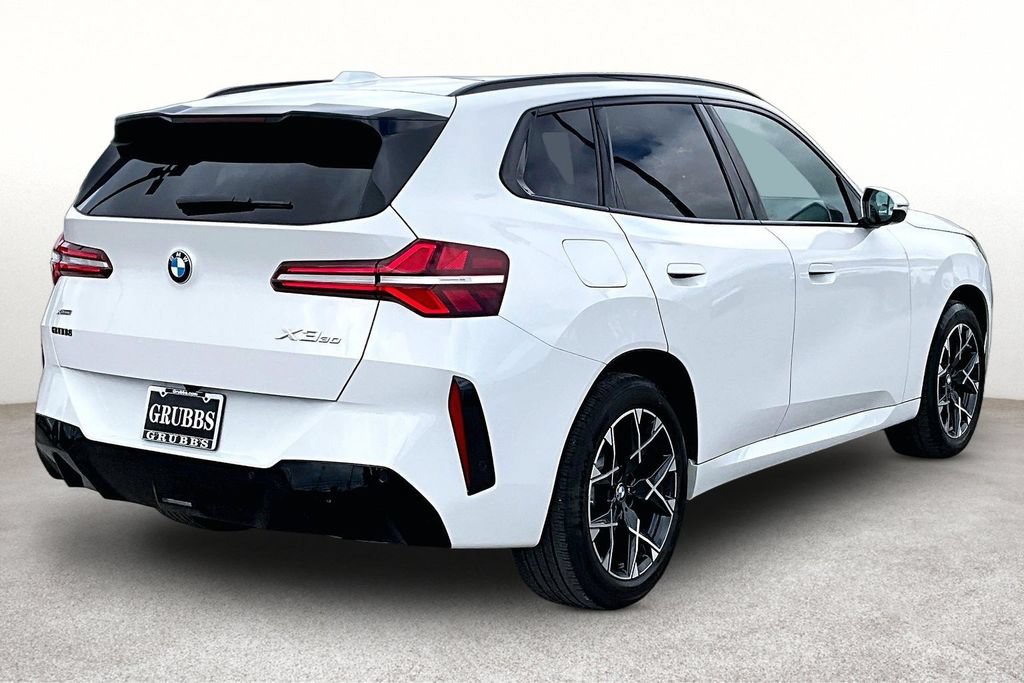Used 2025 BMW X3 xDrive30i AWD/4WD image 2