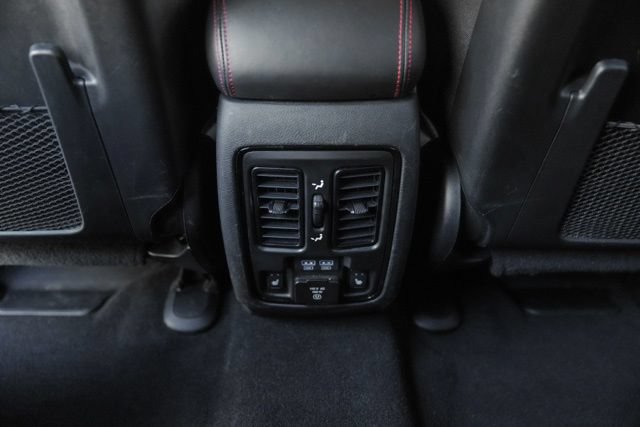Used 2025 Dodge Durango R/T AWD/4WD image 46