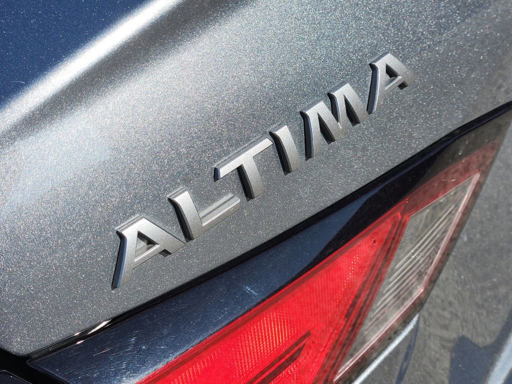 Used 2024 Nissan Altima 2.5 SV image 8