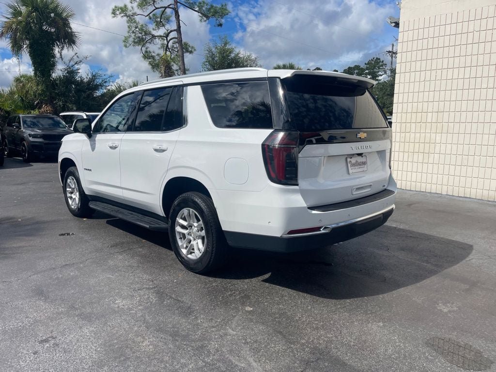 Used 2025 Chevrolet Tahoe LT RWD image 3