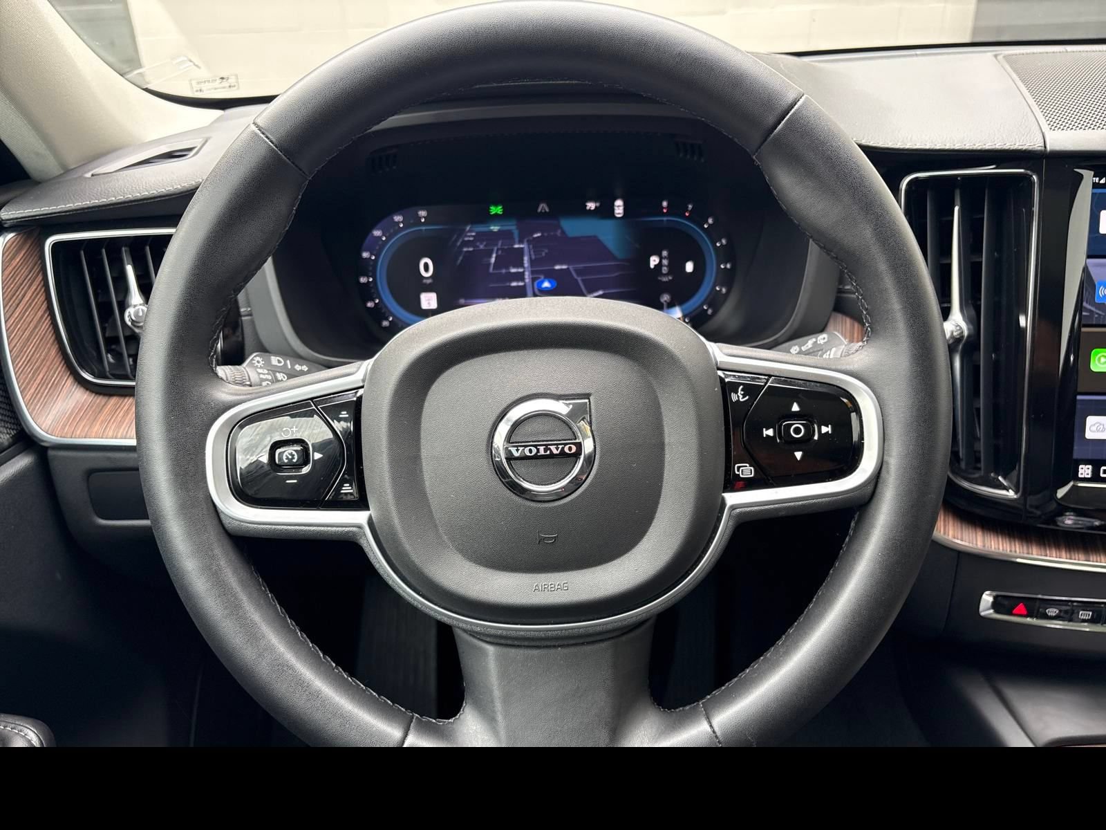 Certified 2023 Volvo XC60 B5 Ultimate w/ Climate Package AWD/4WD image 15