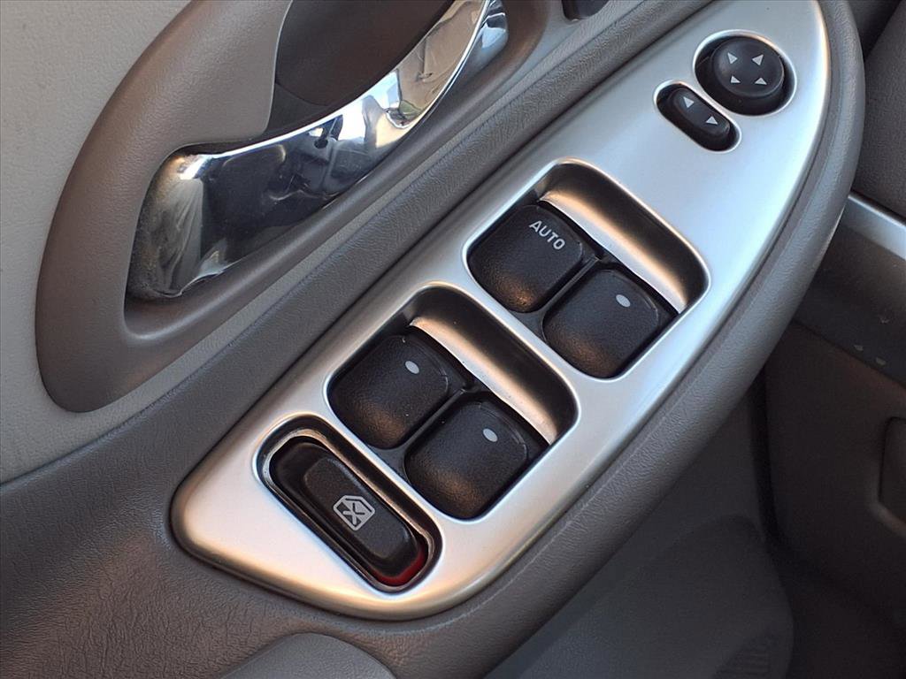 Used 2004 Chevrolet Malibu LT image 28