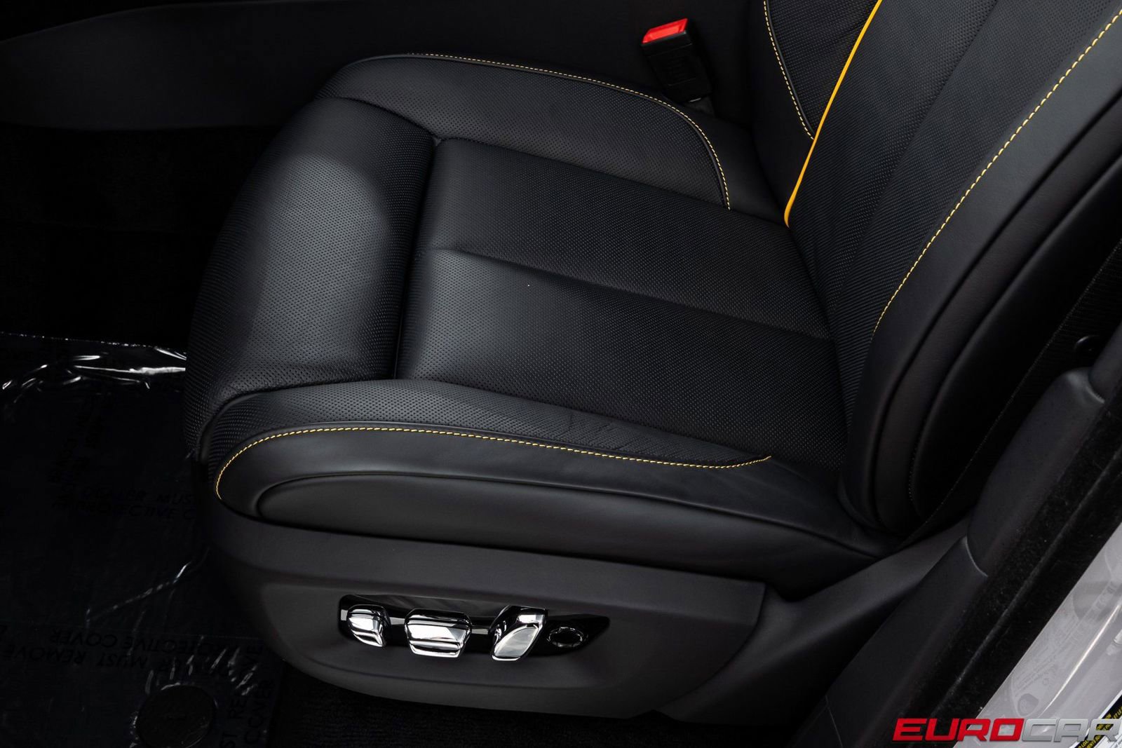 Used 2024 Rolls-Royce Cullinan image 43