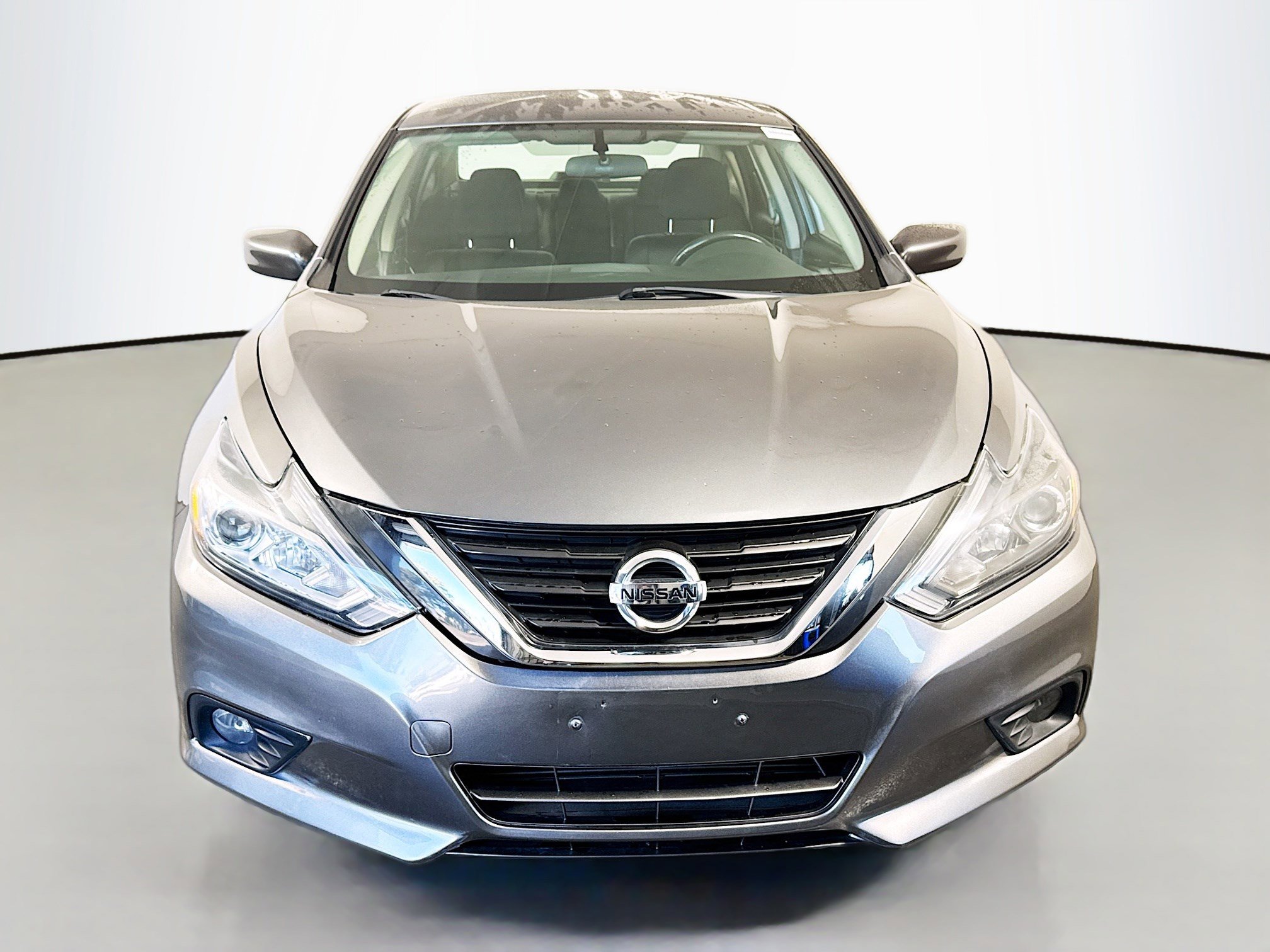 Used 2017 Nissan Altima 2.5 SR image 2