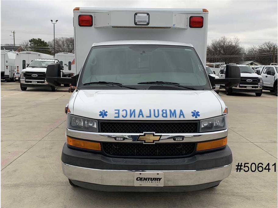Used 2014 Chevrolet Express 4500 w/ Ambulance Package RWD image 25