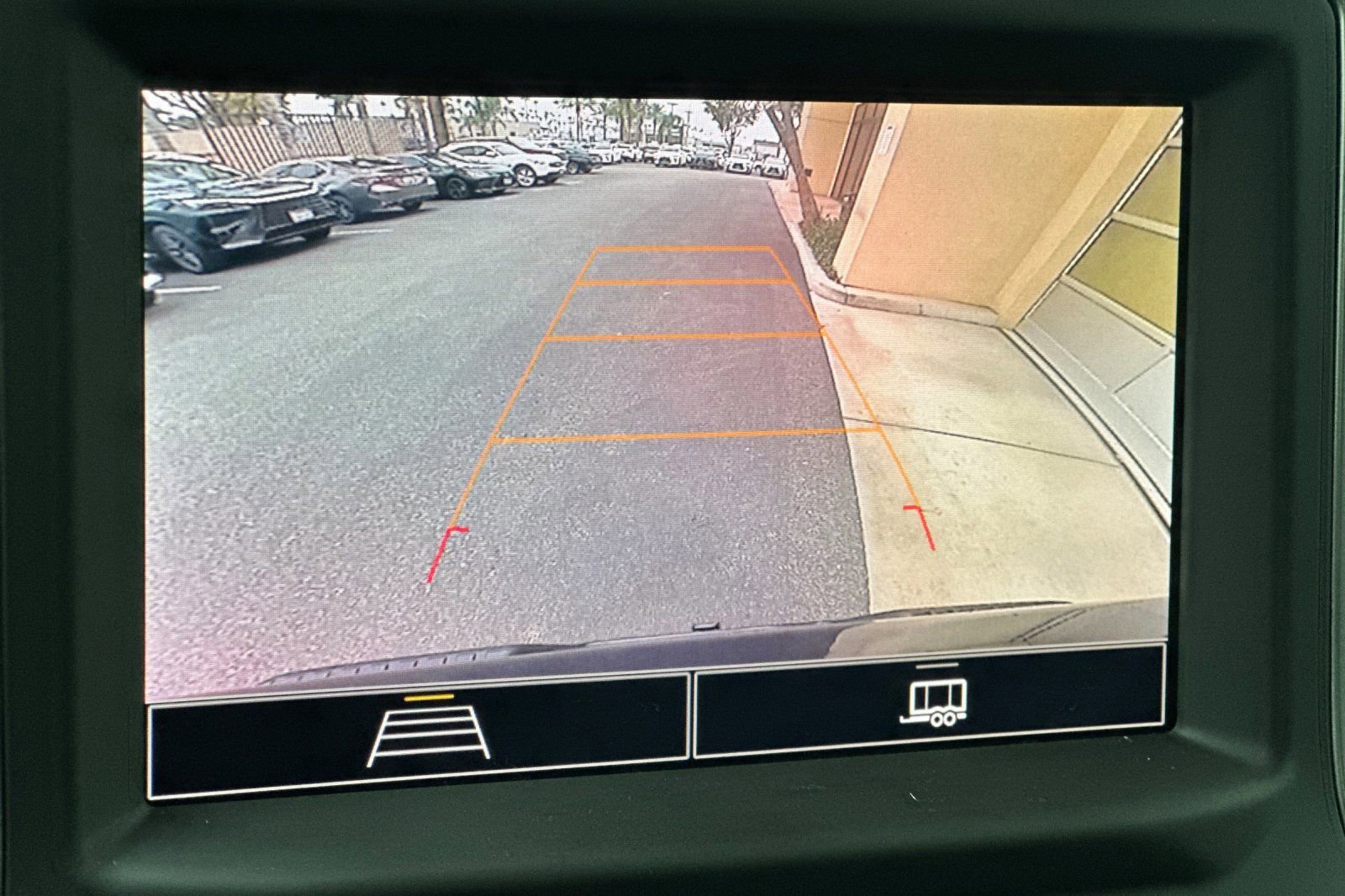 Certified 2022 Chevrolet Silverado 1500 Custom image 19