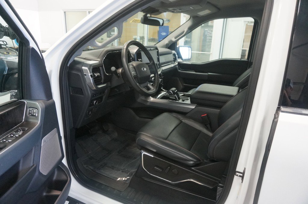 Used 2023 Ford F150 Lariat w/ Bed Utility Package AWD/4WD image 9