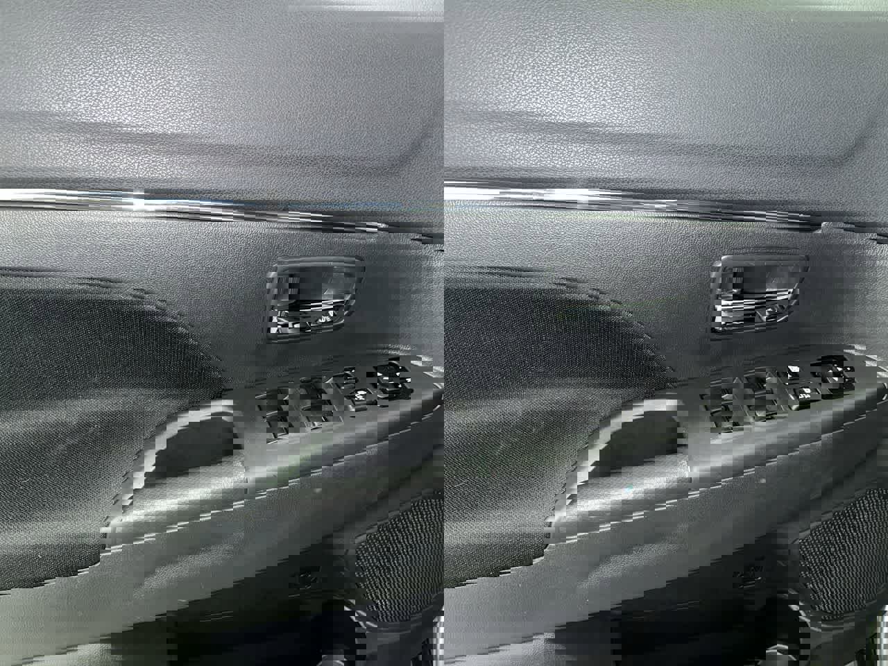 Used 2025 Mitsubishi Outlander Sport ES image 13