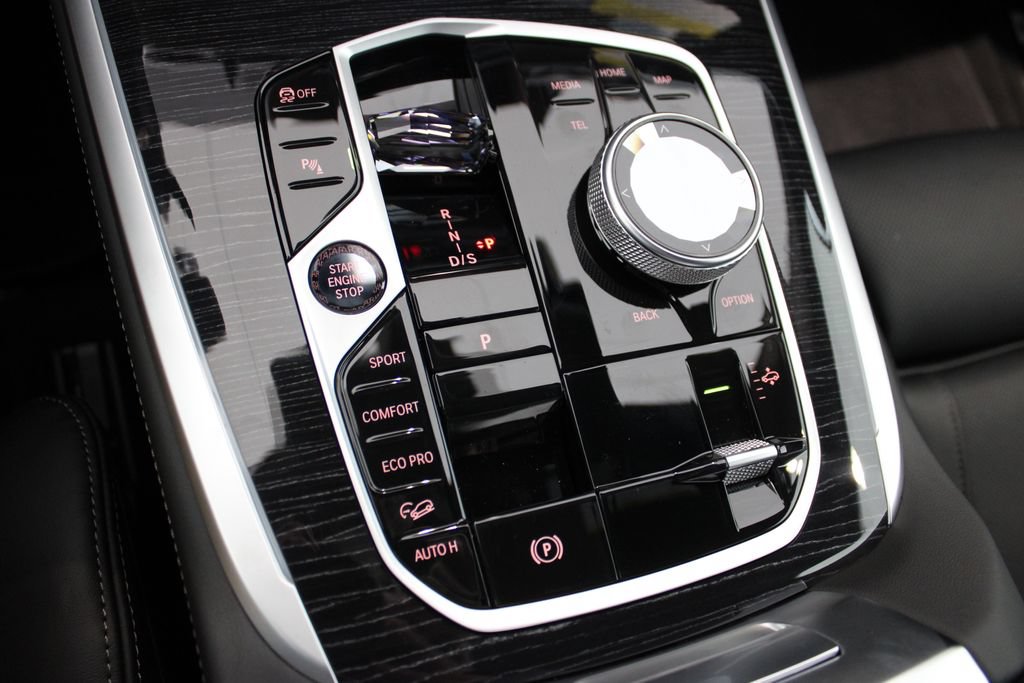 New 2027 BMW X7 M60i AWD/4WD image 15