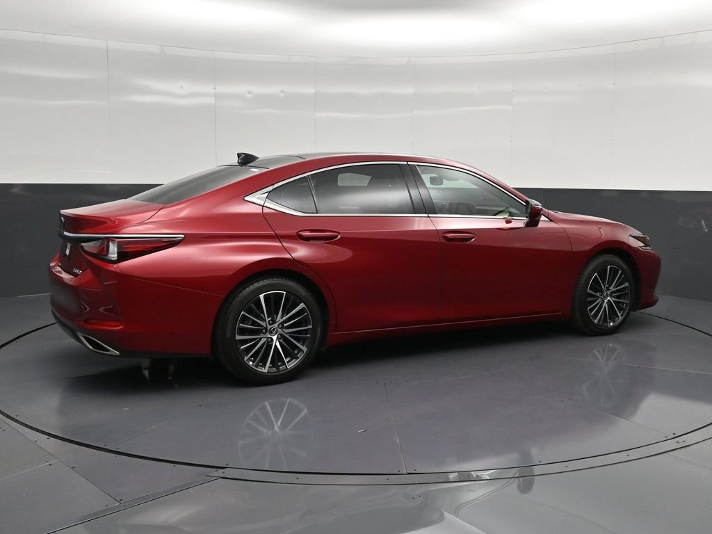 Used 2025 Lexus ES 350 w/ Premium Package FWD image 3