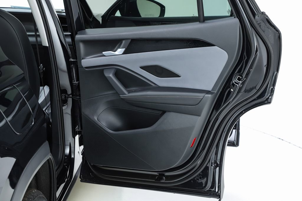 New 2026 Volkswagen Tiguan SE image 70