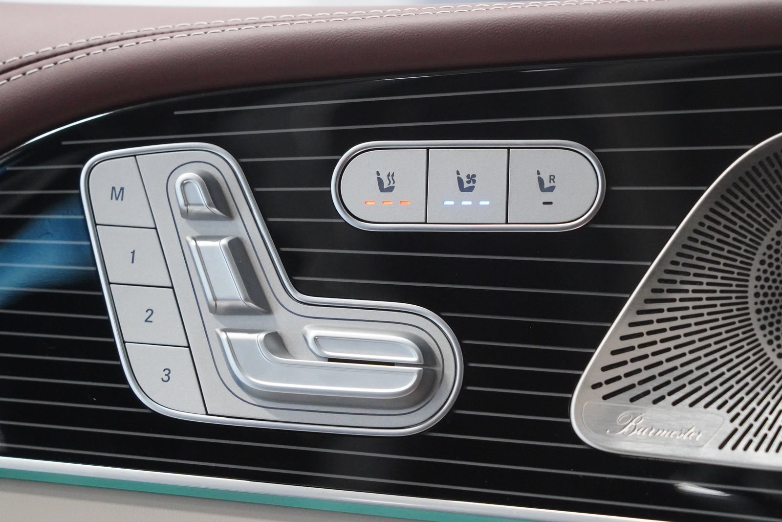 New 2026 Mercedes-Benz Maybach GLS 600 4MATIC image 32