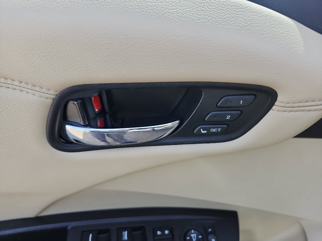 Used 2013 Acura RDX Tech Pkg image 18