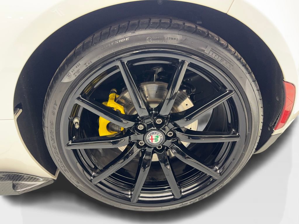 Used 2018 Alfa Romeo 4C Spider RWD image 56