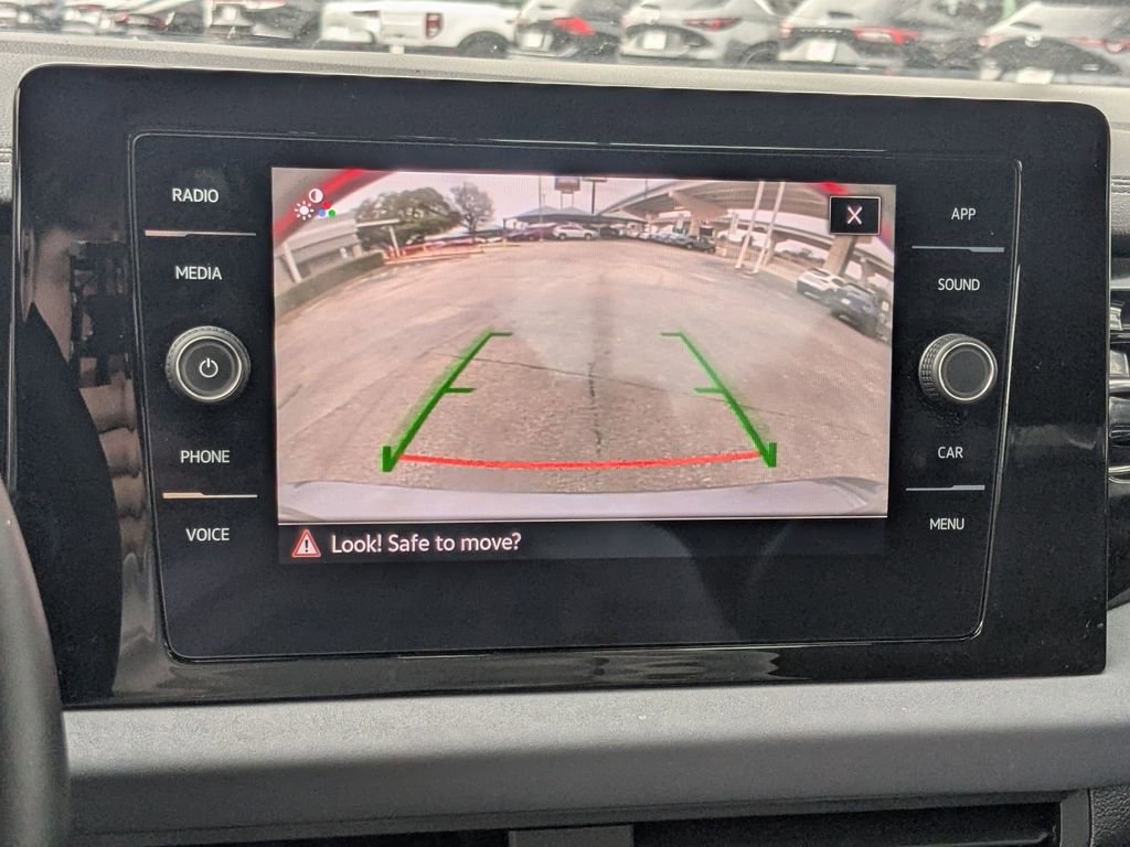 Used 2025 Volkswagen Jetta SE image 21