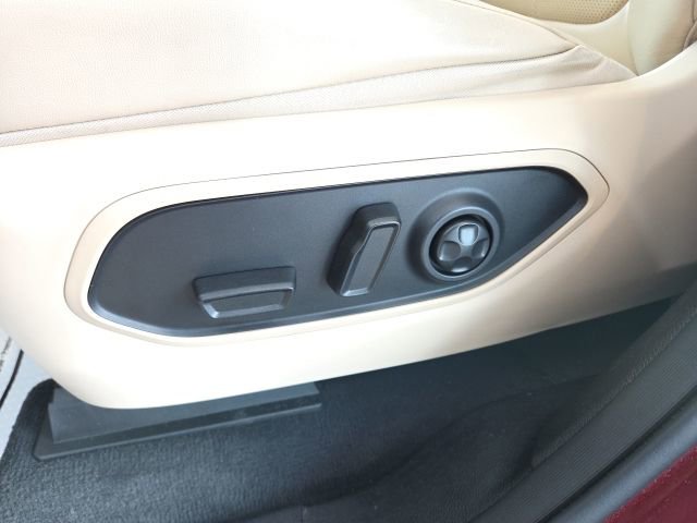 Used 2022 Jeep Grand Cherokee L Limited w/ Luxury Tech Group II image 48