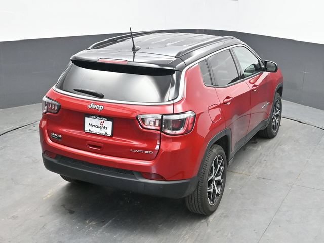 Used 2025 Jeep Compass Limited AWD/4WD image 30