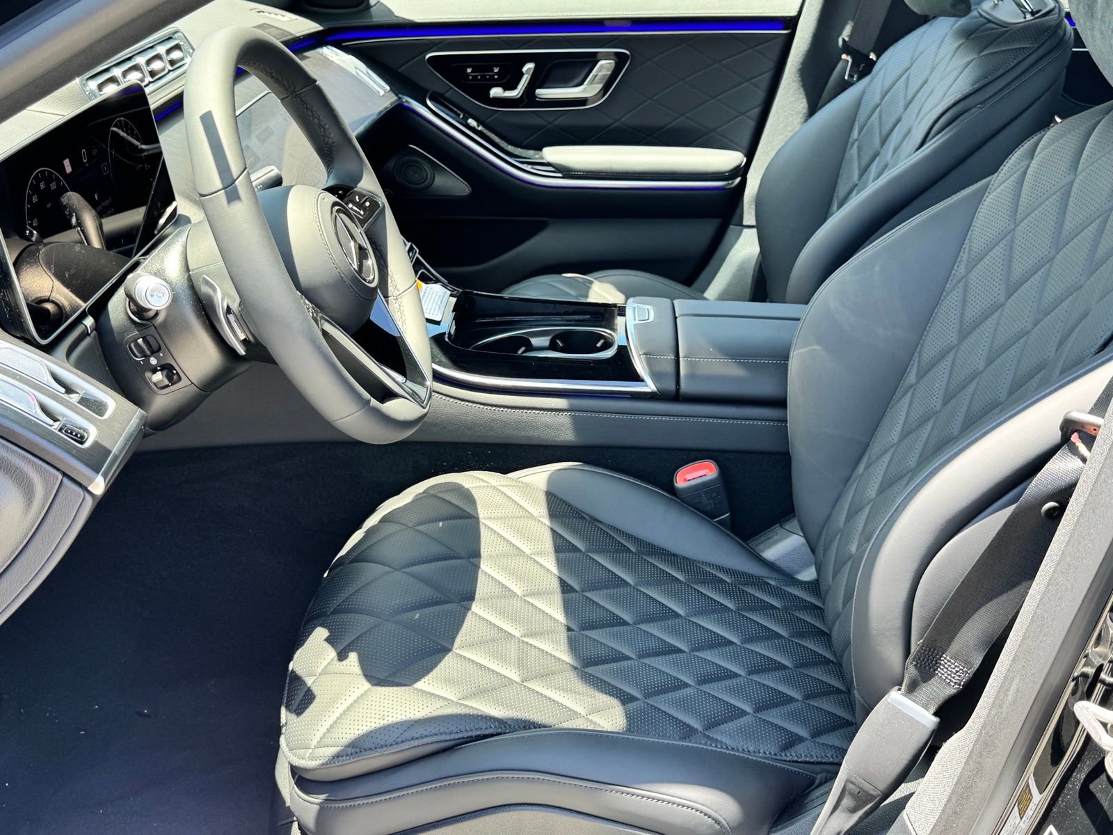 New 2025 Mercedes-Benz S 580e 4MATIC Sedan image 19