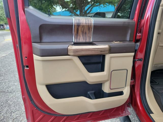 Used 2020 Ford F150 Lariat image 13