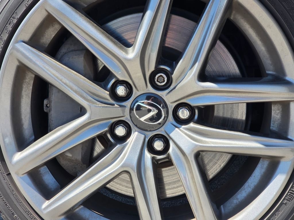 Used 2016 Lexus IS 200t w/ F Sport Package RWD image 23