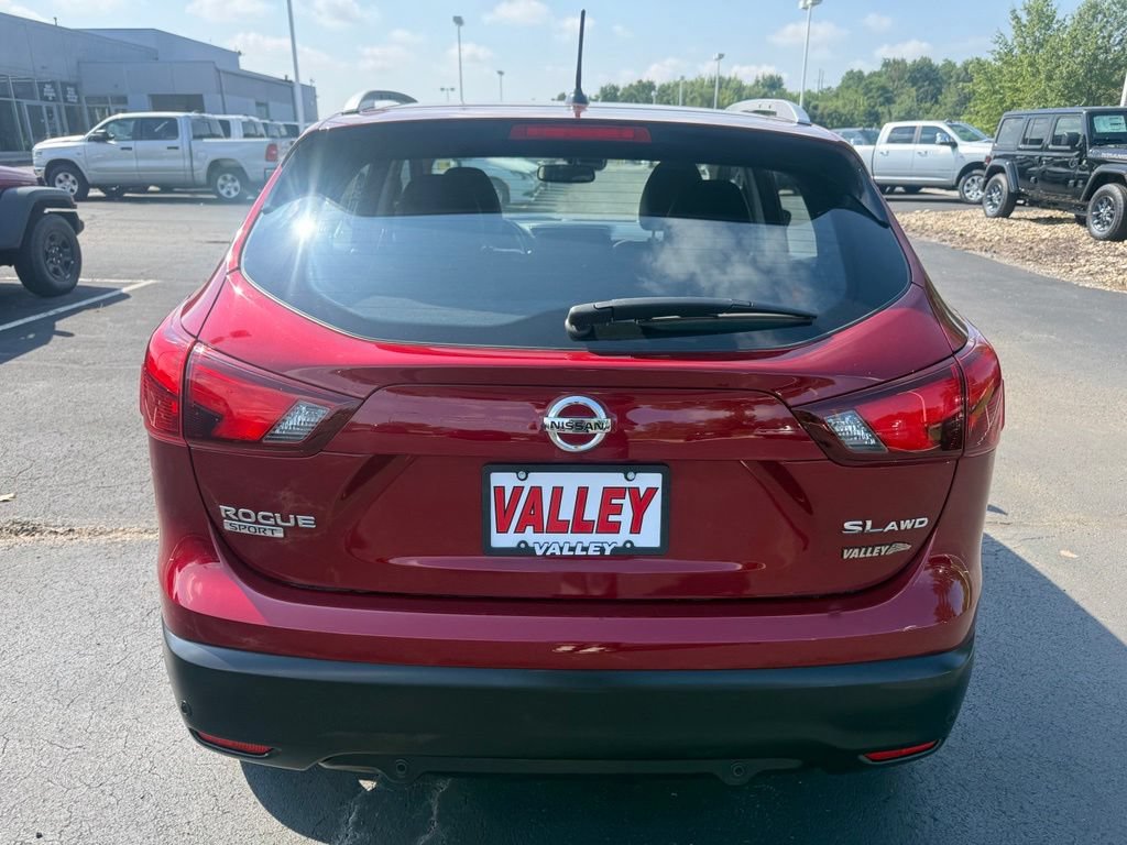 Used 2019 Nissan Rogue Sport SL w/ Premium Package AWD/4WD image 5