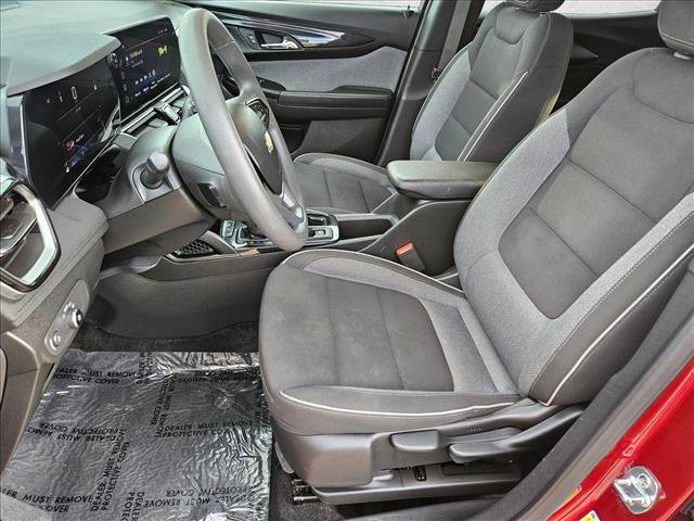 Used 2025 Chevrolet TrailBlazer LT image 15