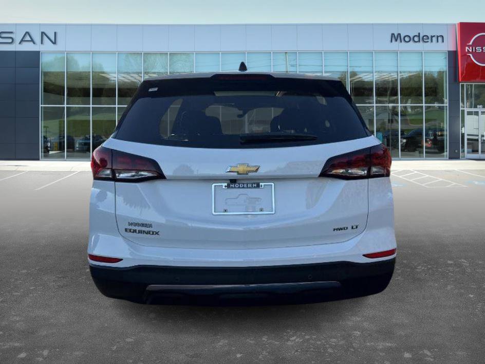 Used 2023 Chevrolet Equinox LT image 3