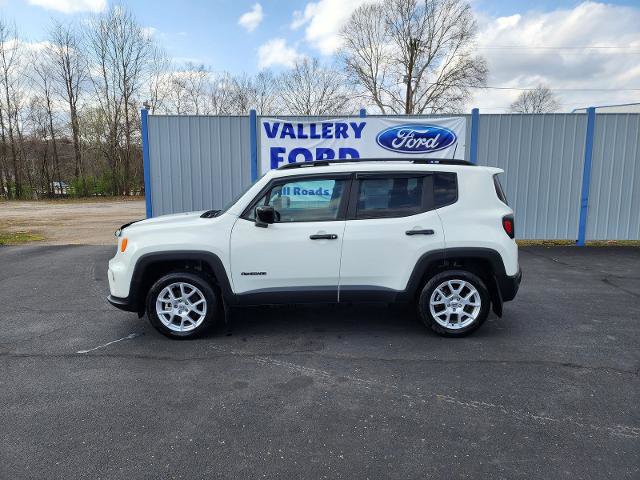 Used 2022 Jeep Renegade Latitude image 2