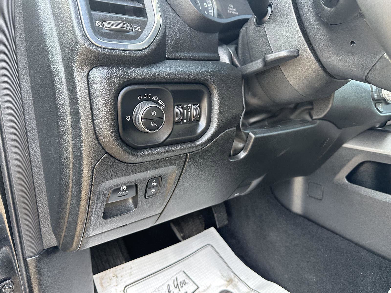 Used 2025 RAM 1500 Laramie image 19