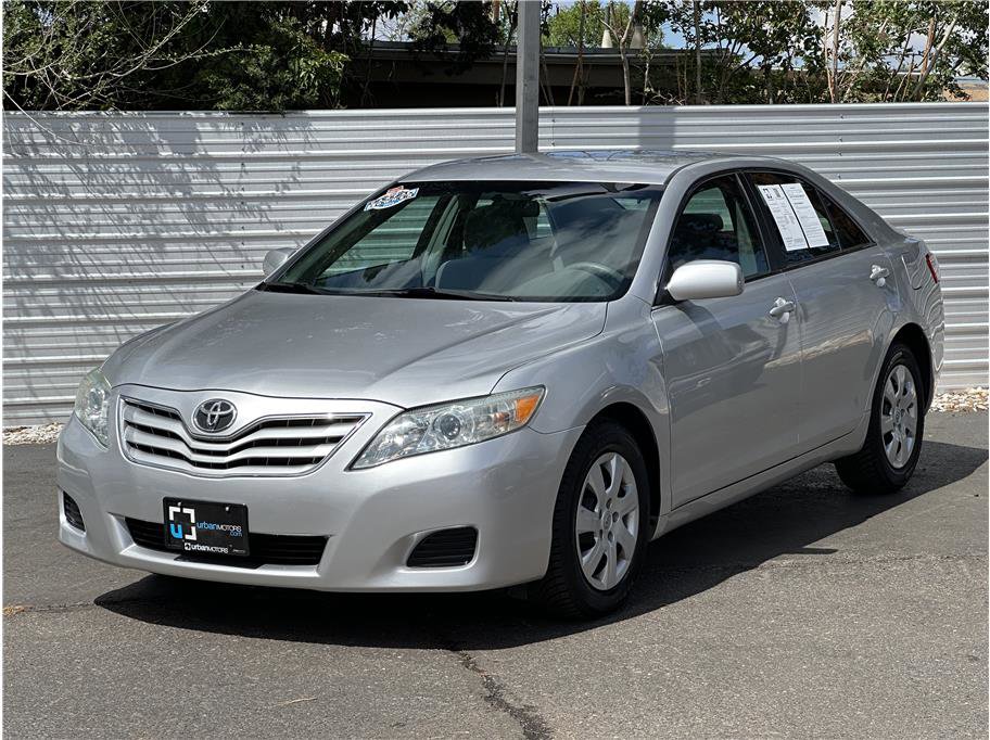 Used 2011 Toyota Camry FWD image 6