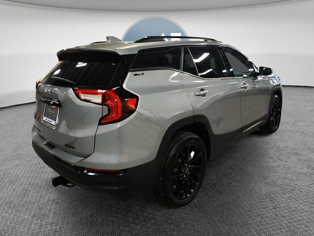 Certified 2024 GMC Terrain SLT w/ Infotainment Package II AWD/4WD image 4