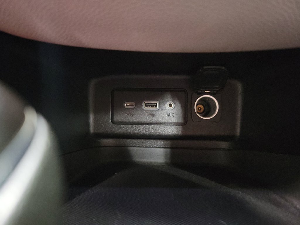 Used 2020 Chevrolet Equinox LT FWD image 19